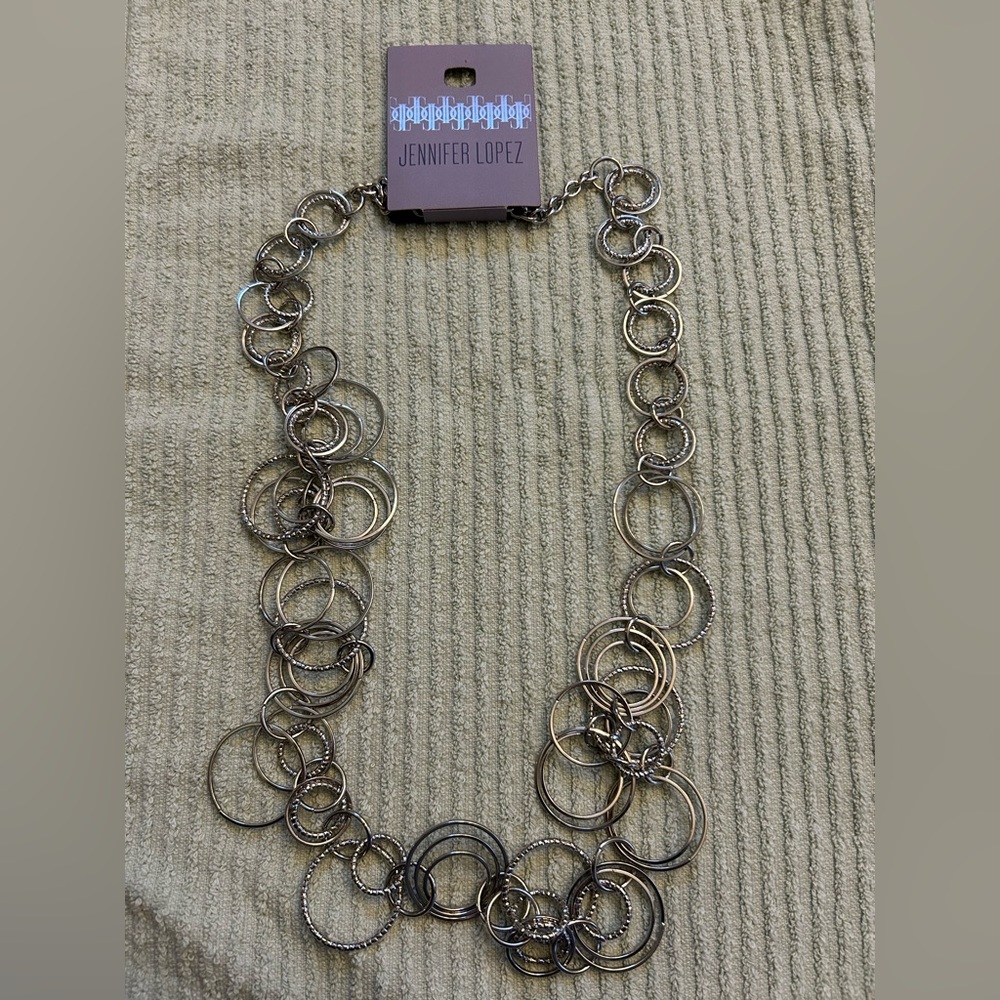 NWT Jennifer Lopez Silver-Tone Interlocking Circle 36”Necklace